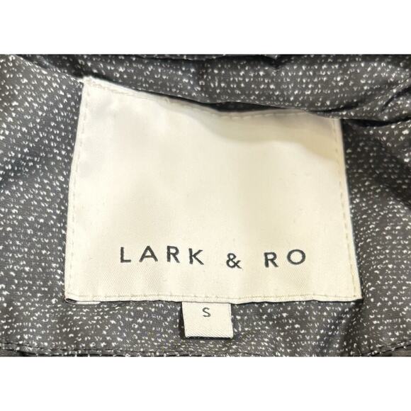 Lark & Ro Women's Short Shawl Pillow Collar Puffer Jacket Coat Size Small - Picture 5 of 6